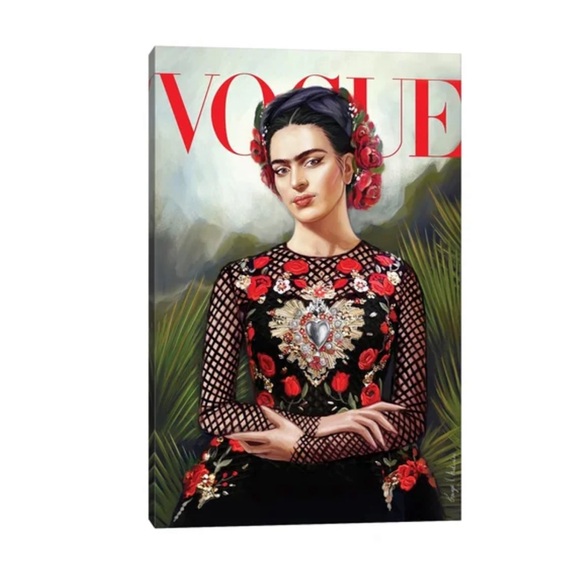 Ilona is Live! Like this listing for LIVE show notifications! - Picture 2 of 13